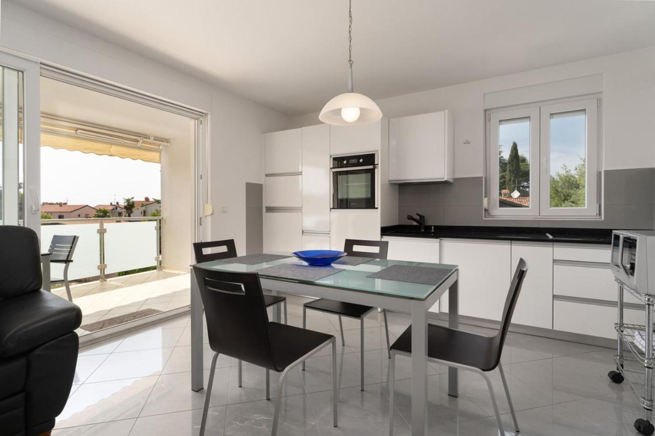 Apartment Sky By Seeadria Agency Novigrad  ภายนอก รูปภาพ