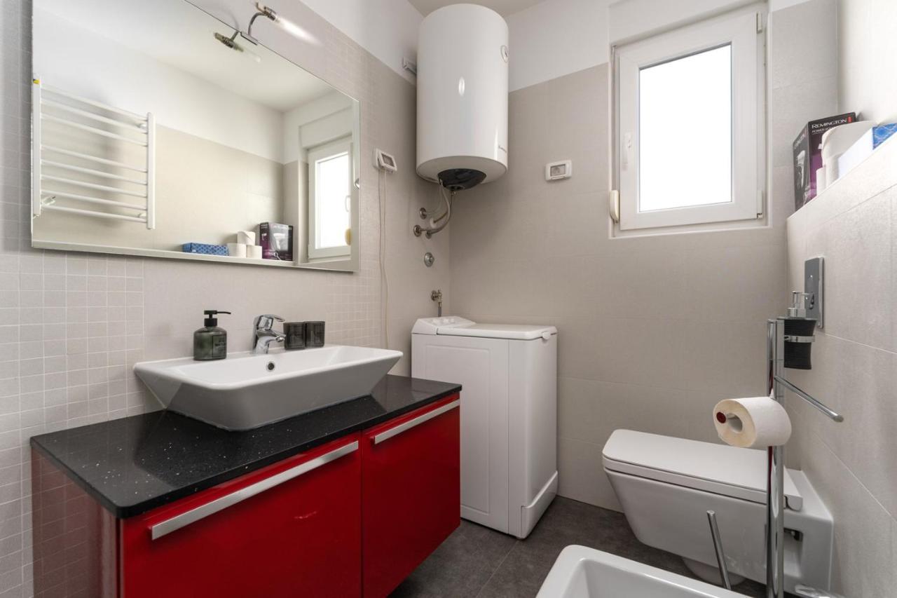 Apartment Sky By Seeadria Agency Novigrad  ภายนอก รูปภาพ