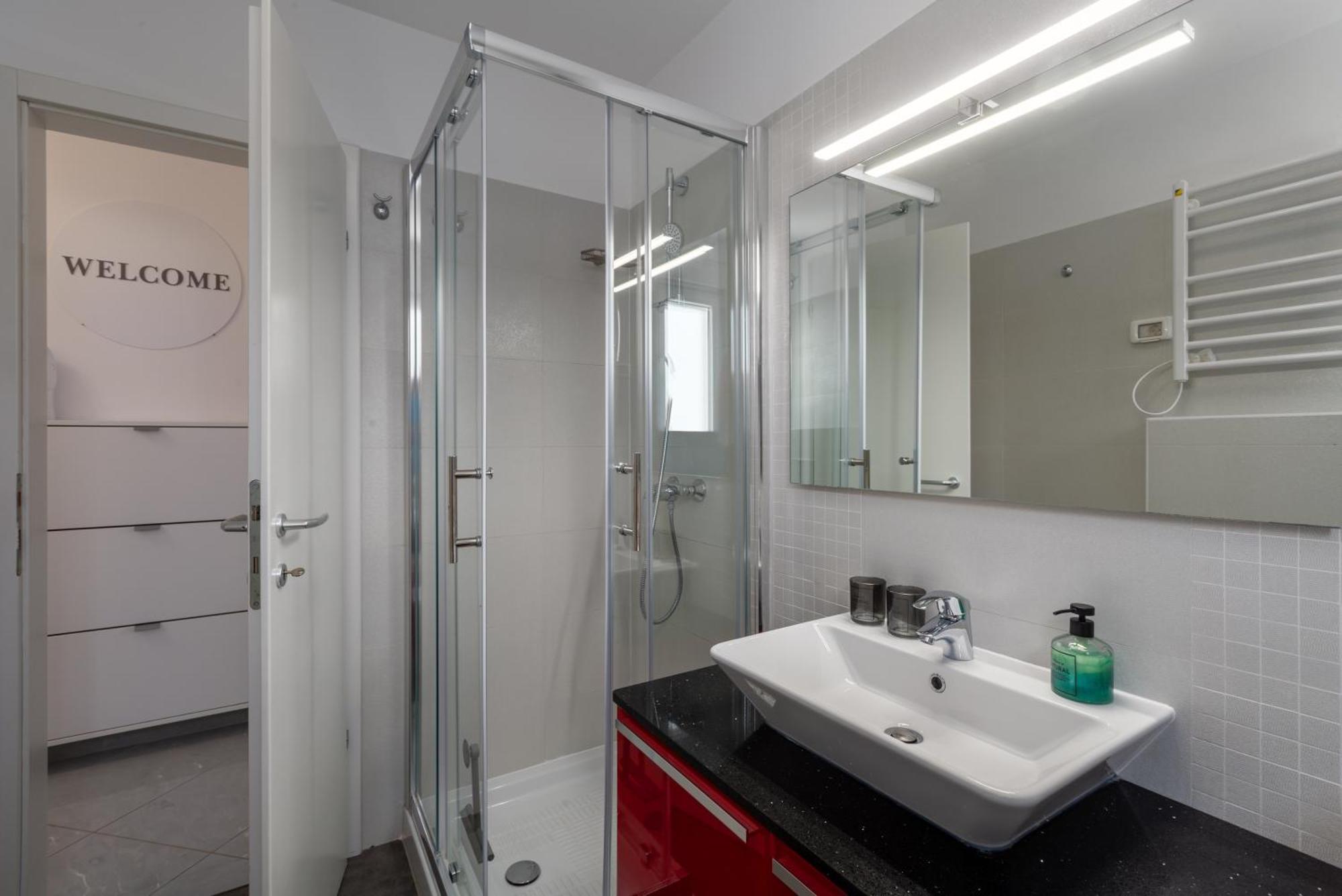 Apartment Sky By Seeadria Agency Novigrad  ภายนอก รูปภาพ