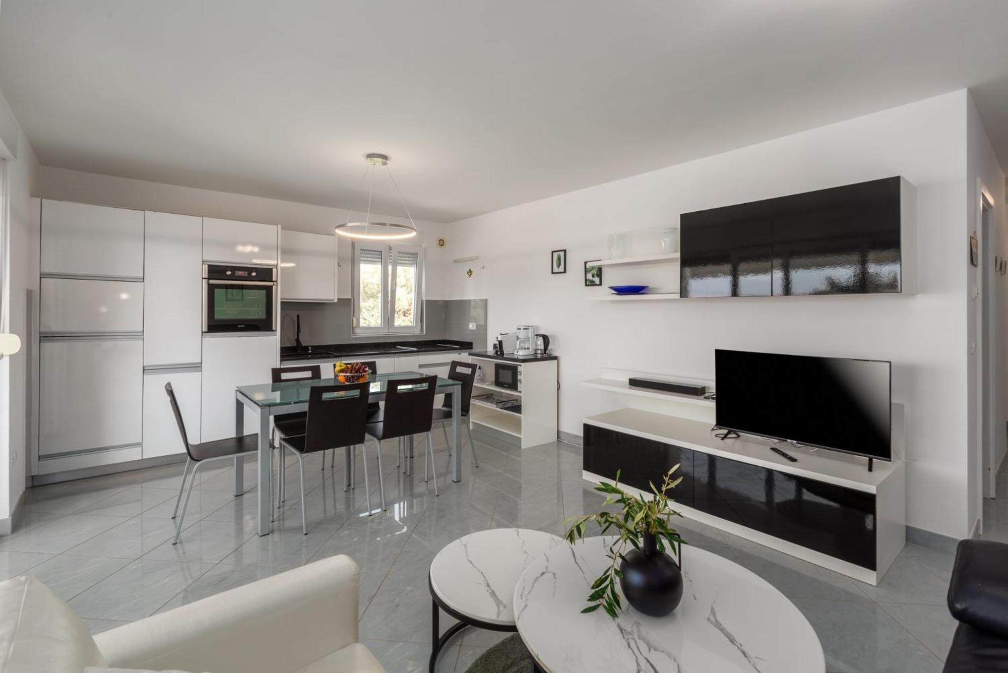 Apartment Sky By Seeadria Agency Novigrad  ภายนอก รูปภาพ