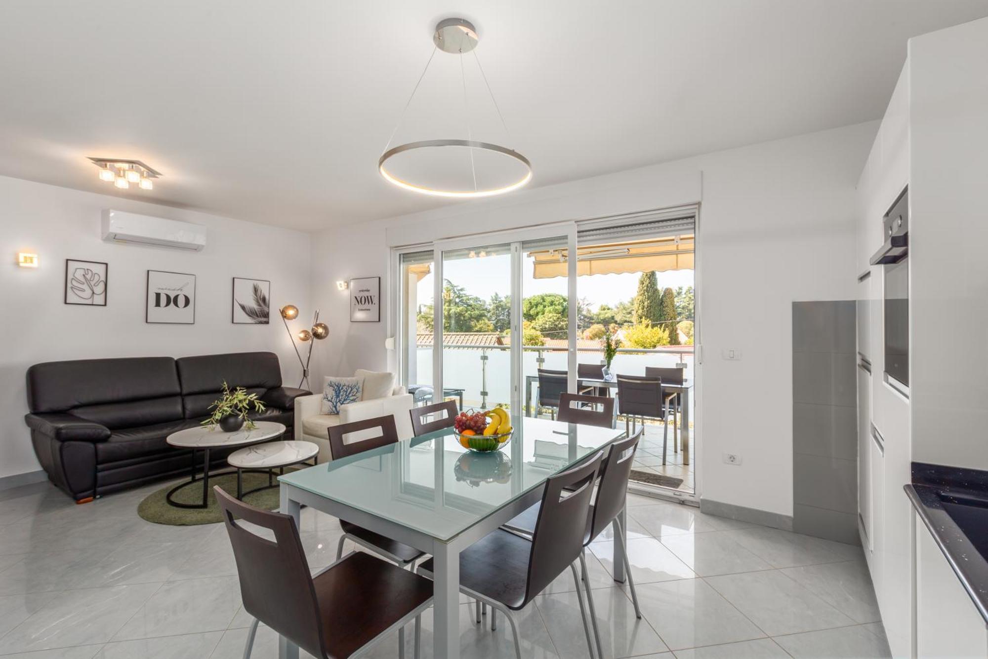 Apartment Sky By Seeadria Agency Novigrad  ภายนอก รูปภาพ