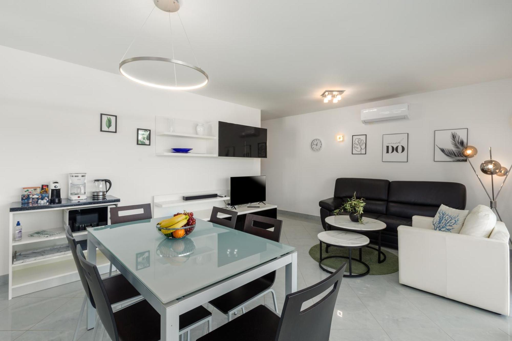 Apartment Sky By Seeadria Agency Novigrad  ภายนอก รูปภาพ